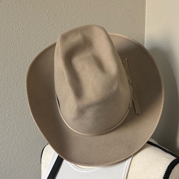 western hat - Picture 3 of 4